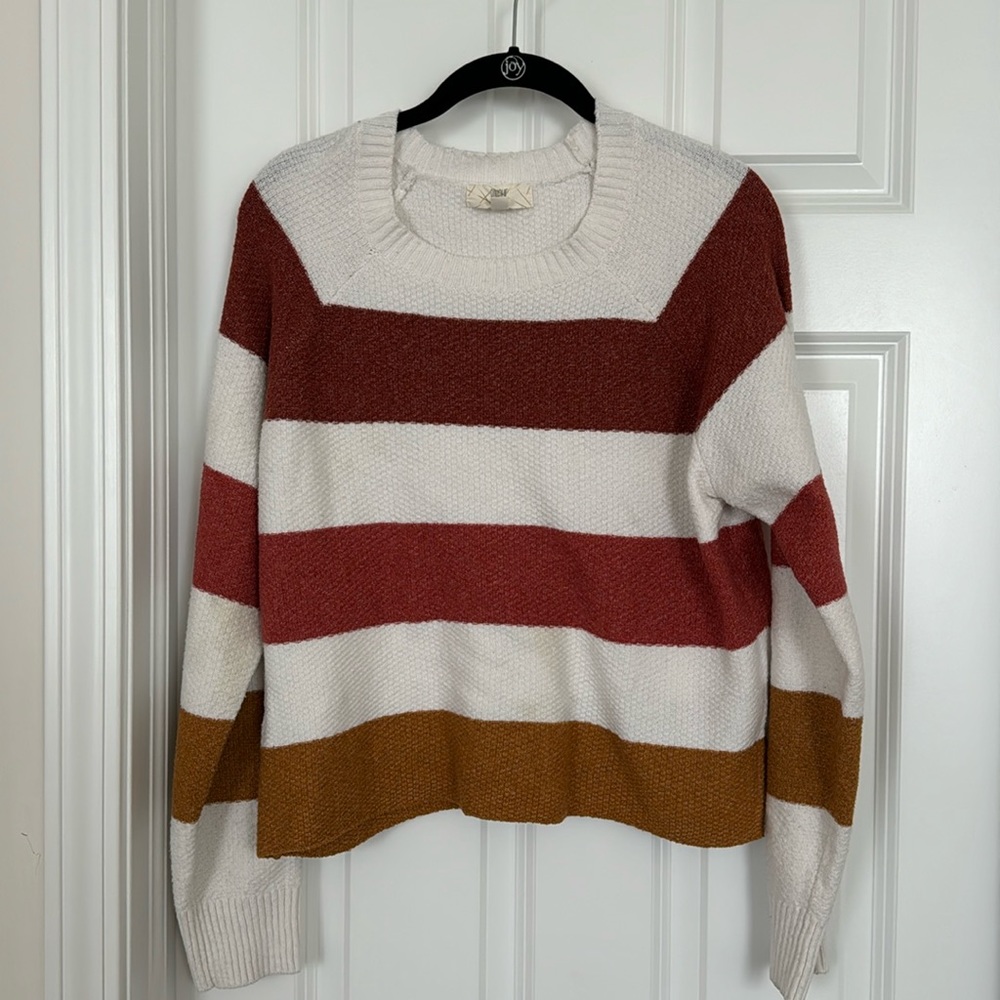 Women’s medium sweater